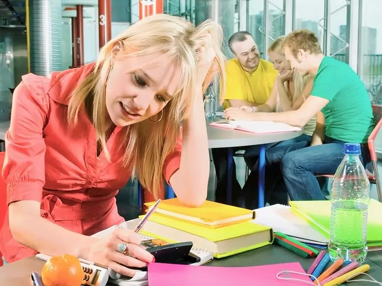 Wirkt sich Stress auf die Zähne eines Menschen aus?