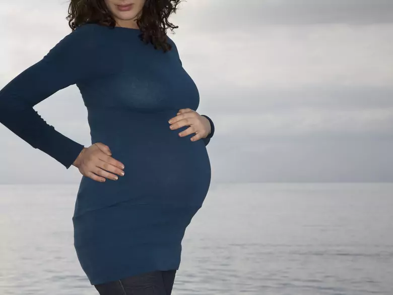 Sakrale Schmerzen in der Schwangerschaft - Ursachen, Symptome, Diagnose, Behandlung