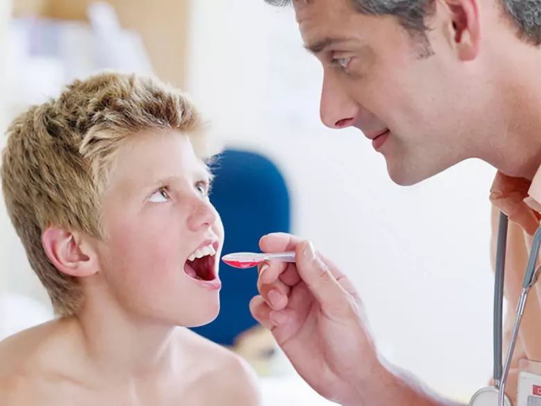 Adenotomie - Entfernung der dritten Tonsille