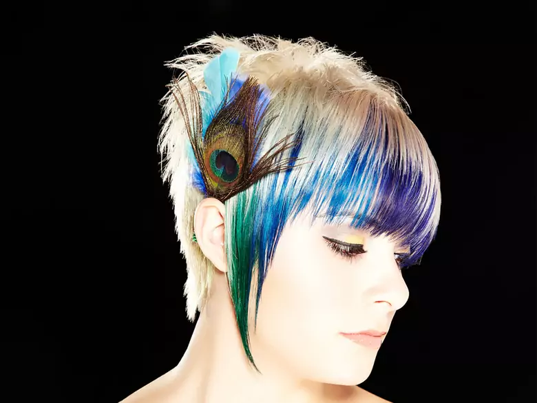 Haare färben ist nicht so beängstigend wie es klingt: Haare färben ohne Geheimnisse