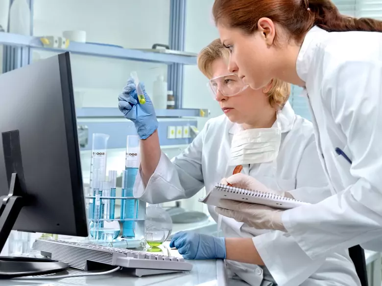 Können einfache Labortests auf Krebs hinweisen?