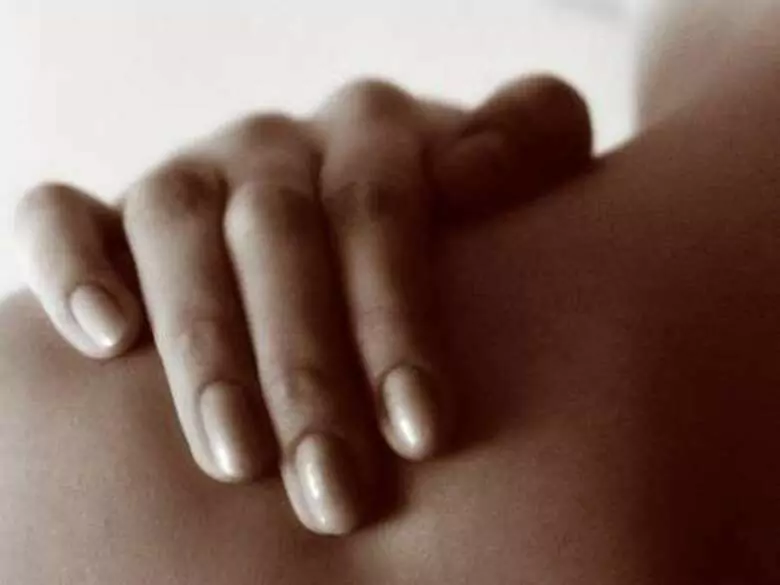 Schmerzhaftes Schulter-Syndrom - Ursachen, Symptome, Diagnose, Behandlung