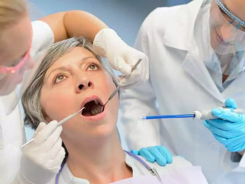 Helfen neue Zahnfüllungen bei der Bekämpfung von Karies?