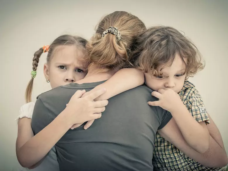 Mittelohrentzündung bei Kindern - Ursachen, Symptome, Diagnose, Behandlung