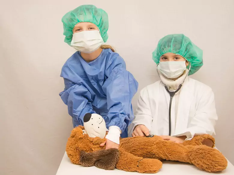Das Tragen von Schutzmasken und die Fähigkeit von Kindern, Emotionen zu erkennen