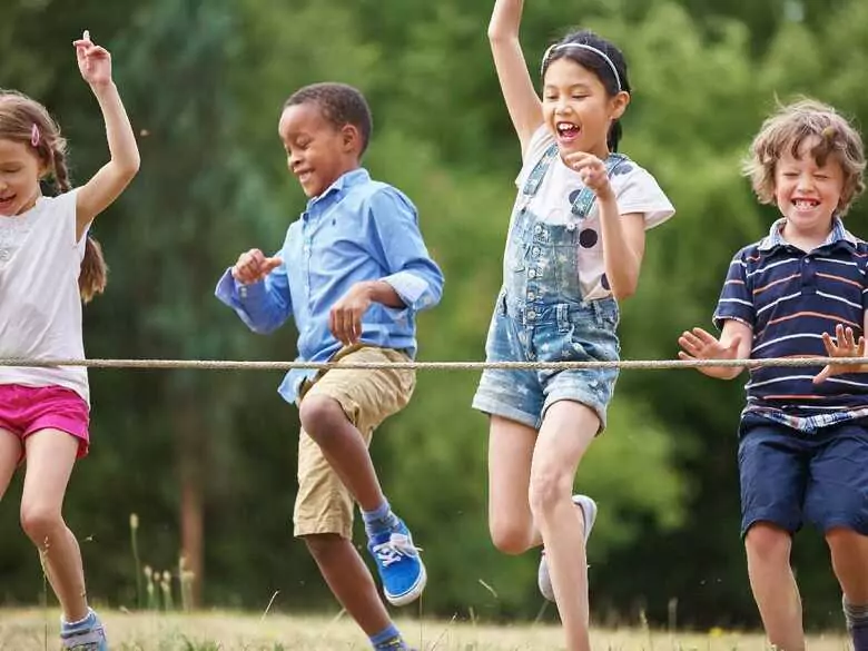 Kann körperliche Aktivität Kinder vor Depressionen schützen?