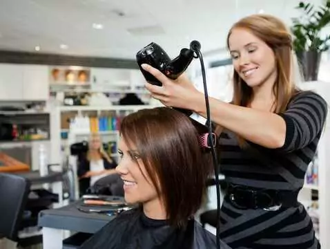 Haare färben während der Schwangerschaft