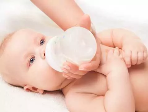 Säuglingsnahrung: Welche Milchformel soll ich wählen?
