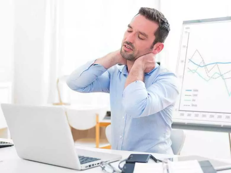 Was ist eine gesunde Körperhaltung und wie erreichen Sie sie?