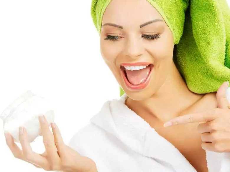 Hautprobleme im Zusammenhang mit der Verwendung von Kosmetika