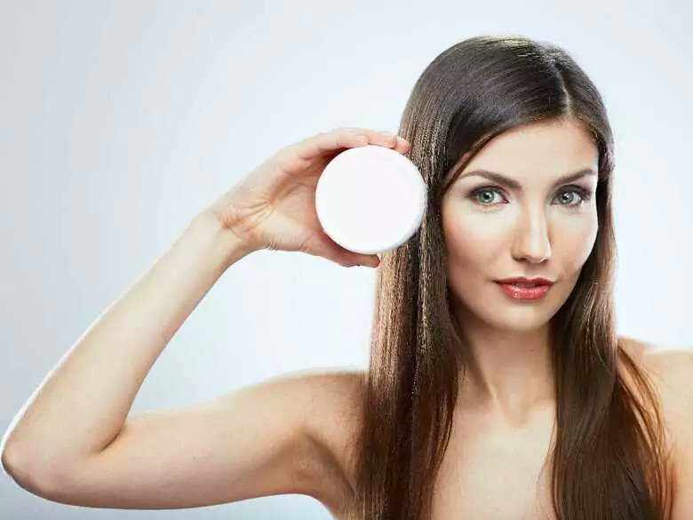 Hydrolate versus Tonika - was ist der Unterschied und wann sollten Sie sie verwenden?