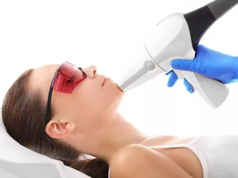 Hypertrichose bei Frauen - was sollten Sie wissen?