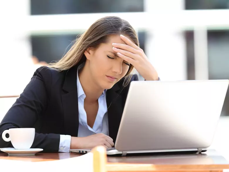 Was sind die Symptome von Migräne?