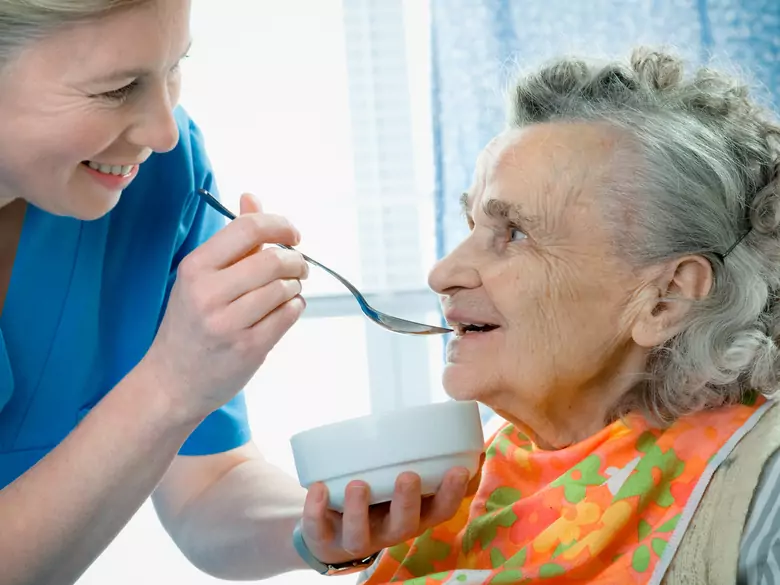 Pflege einer kranken Person - wo finden Sie Hilfe?