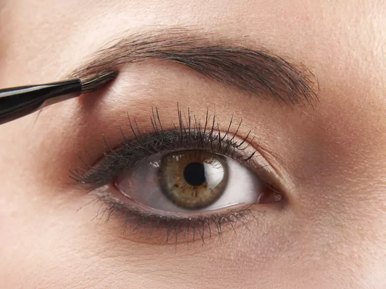 Pflege der Augenpartie