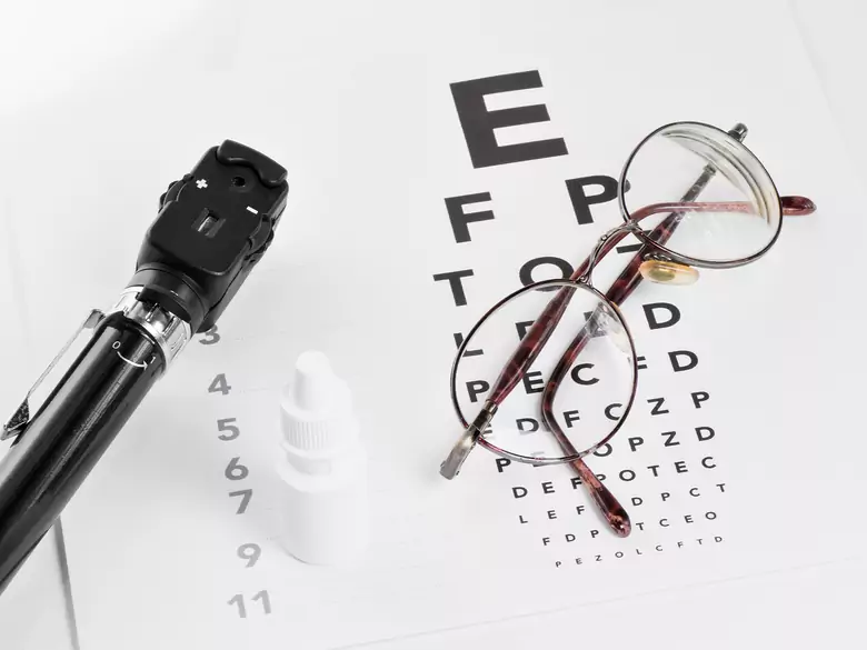 Bösartige Tumore des Auges - Ursachen, Symptome, Diagnose, Behandlung