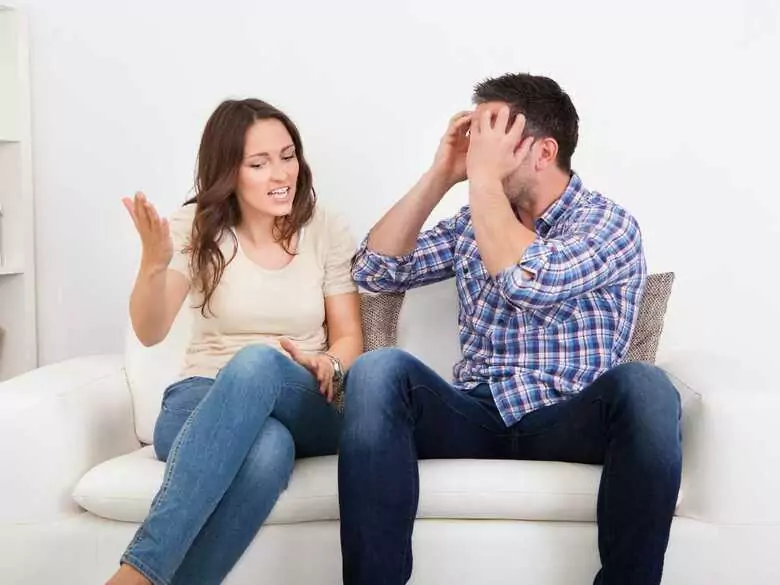 Was sind gesunde Wege, um mit übermäßiger Kritik umzugehen?