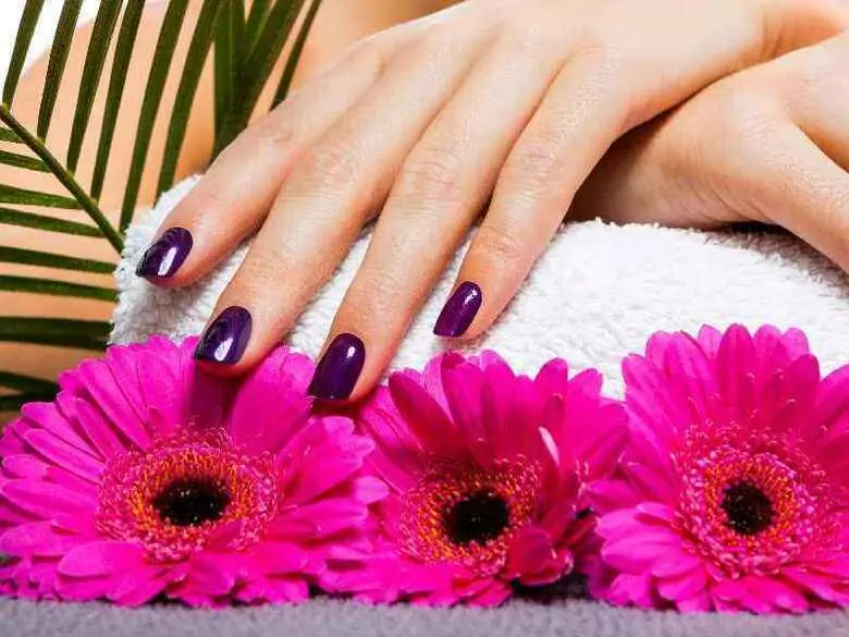 Deuten Nagelveränderungen auf eine Krankheit hin?