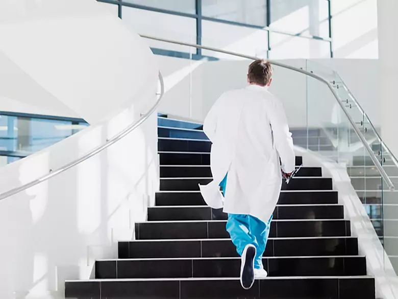 Psychiatrisches Krankenhaus und Einwilligung - können Sie ohne Ihre eigene Einwilligung in ein psychiatrisches Krankenhaus eingewiesen werden?