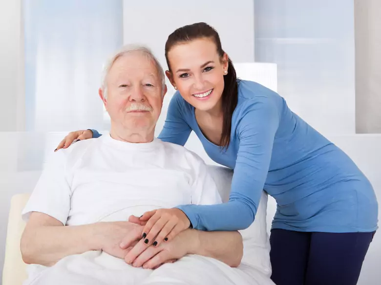 Kehlkopfkrebs - Ursachen, Symptome, Diagnose, Behandlung