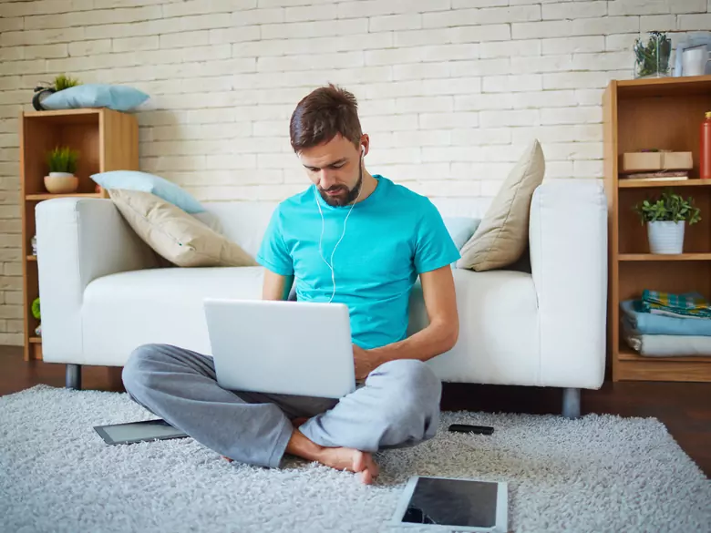 Was bedeutet ein positives Babinski-Zeichen?