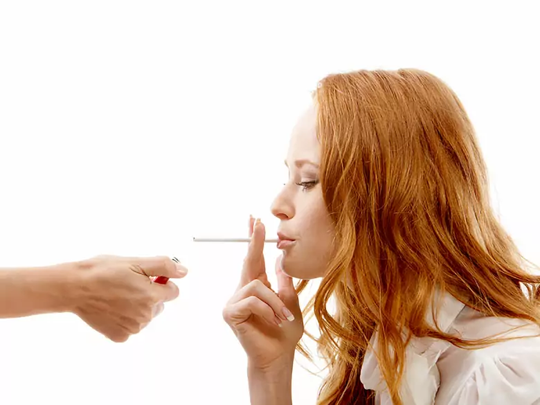 Bluthochdruck und Rauchen sind Risikofaktoren für einen Schlaganfall