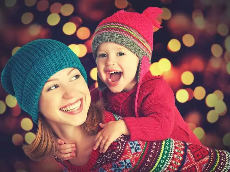 Übermäßiges Essen an Weihnachten - wie kann man sich bei Magenbeschwerden helfen?