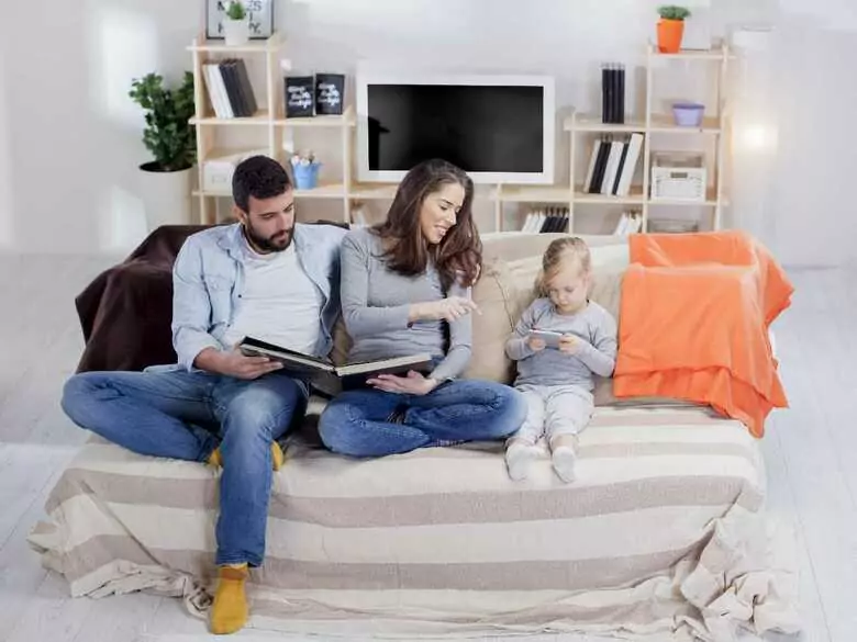 Wie erschafft man einen kleinen Narzissten, d.h. beeinflusst das Verhalten der Eltern das psychosoziale Verhalten der Kinder?