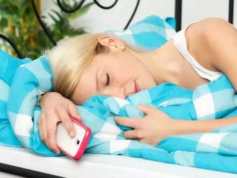 Schlafstörungen bei schwangeren Frauen und das Risiko einer Frühgeburt