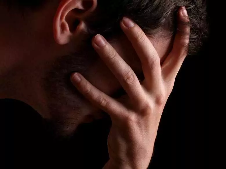 Wie spricht man mit jemandem, der mit Depressionen zu kämpfen hat?