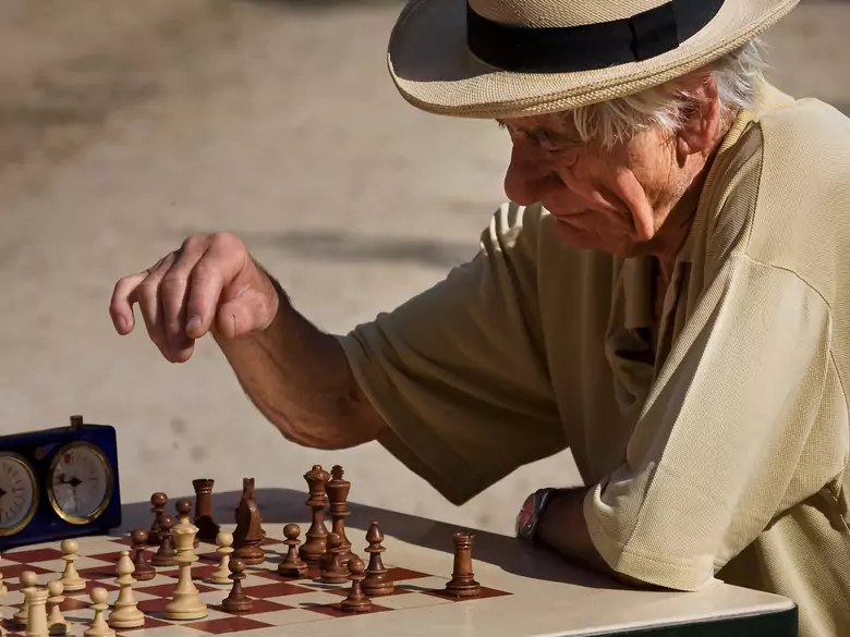 Was sind die Vorteile von Blitzschach?