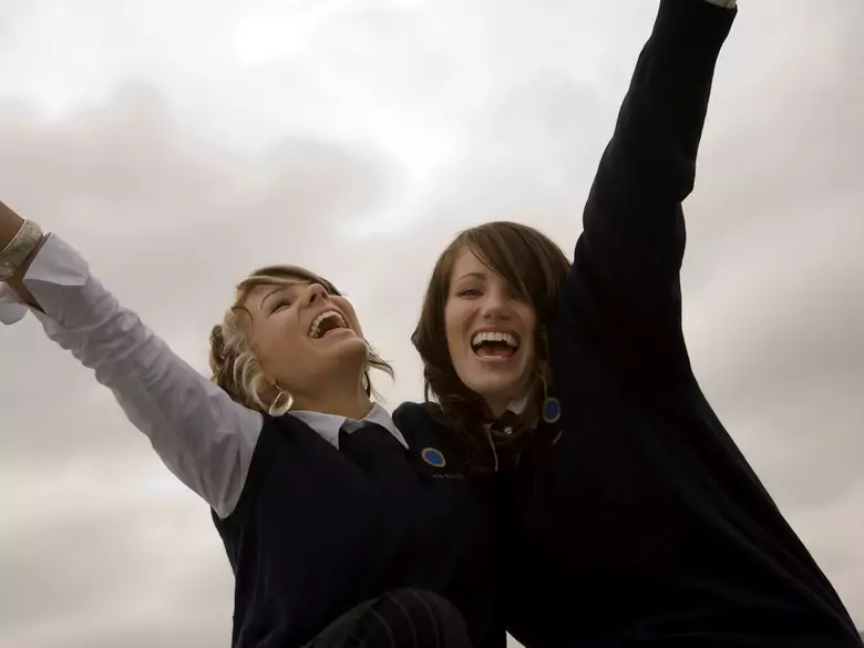 Übertriebener Optimismus kann mit einer geringen kognitiven Leistungsfähigkeit verbunden sein?