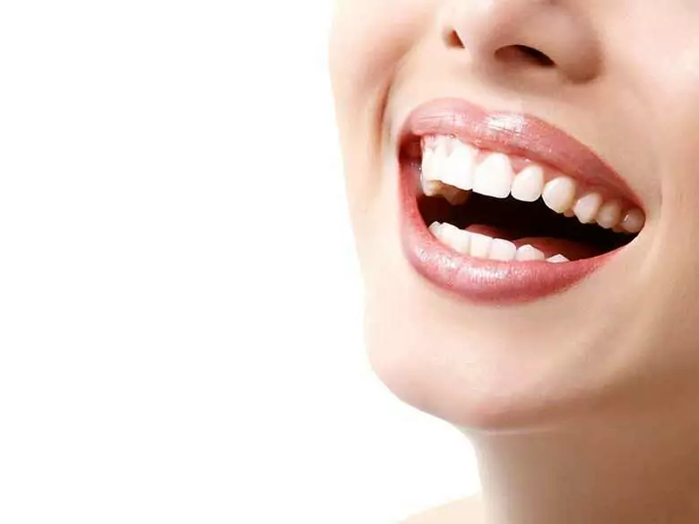 Zahnschmelzerosion und säurehaltige Lebensmittel, oder warum es sich manchmal lohnt, einen Strohhalm zu benutzen