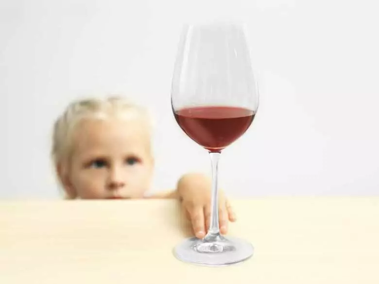 Alkoholismus bei Kindern und jungen Menschen