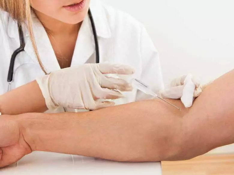 Impfungen gegen Tropenkrankheiten - was ist vor einer Fernreise zu beachten?